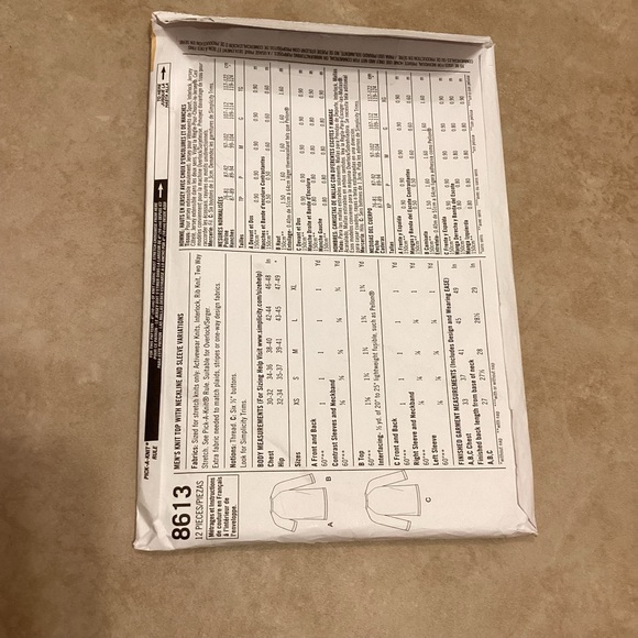 New Simplicity MimiGStyle Sew Along With Mimi G Pattern 8613A Men’s Knit Top - Picture 3 of 4